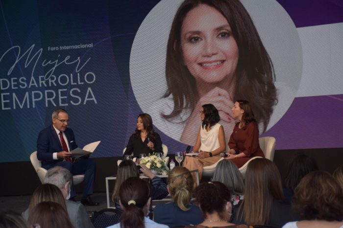 Mujer, empresa y desarrollo - 6